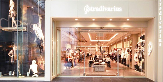 STRADIVARIUS flagship store, Osaka.