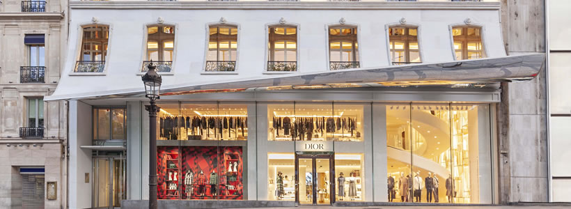 La boutique Dior Avenue des Champs-Elysées reçoit le Prix Versailles 2020