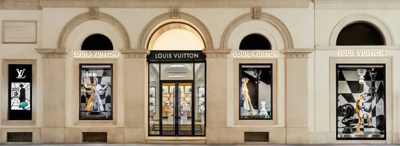Il popup store Louis Vuitton Rinascente si tinge di nuovo  GQ Italia