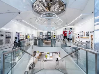 Salomon apre un nuovo flagship store sugli Champs-Elysées a Parigi
