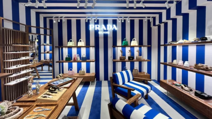 Prada pop-up store presso Es More a Formentera