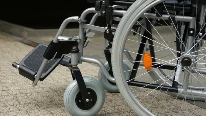 Montacarichi per disabili: un mezzo essenziale per l'accessibilità